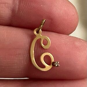 14 kt LETTER “C” GEN DIAMOND PENDANT CHARM